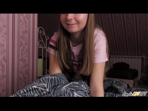❤️ Blondínka hlboko vysaje svoju BFF a dostane semeno do úst ❌ Sex video na nás ❌️